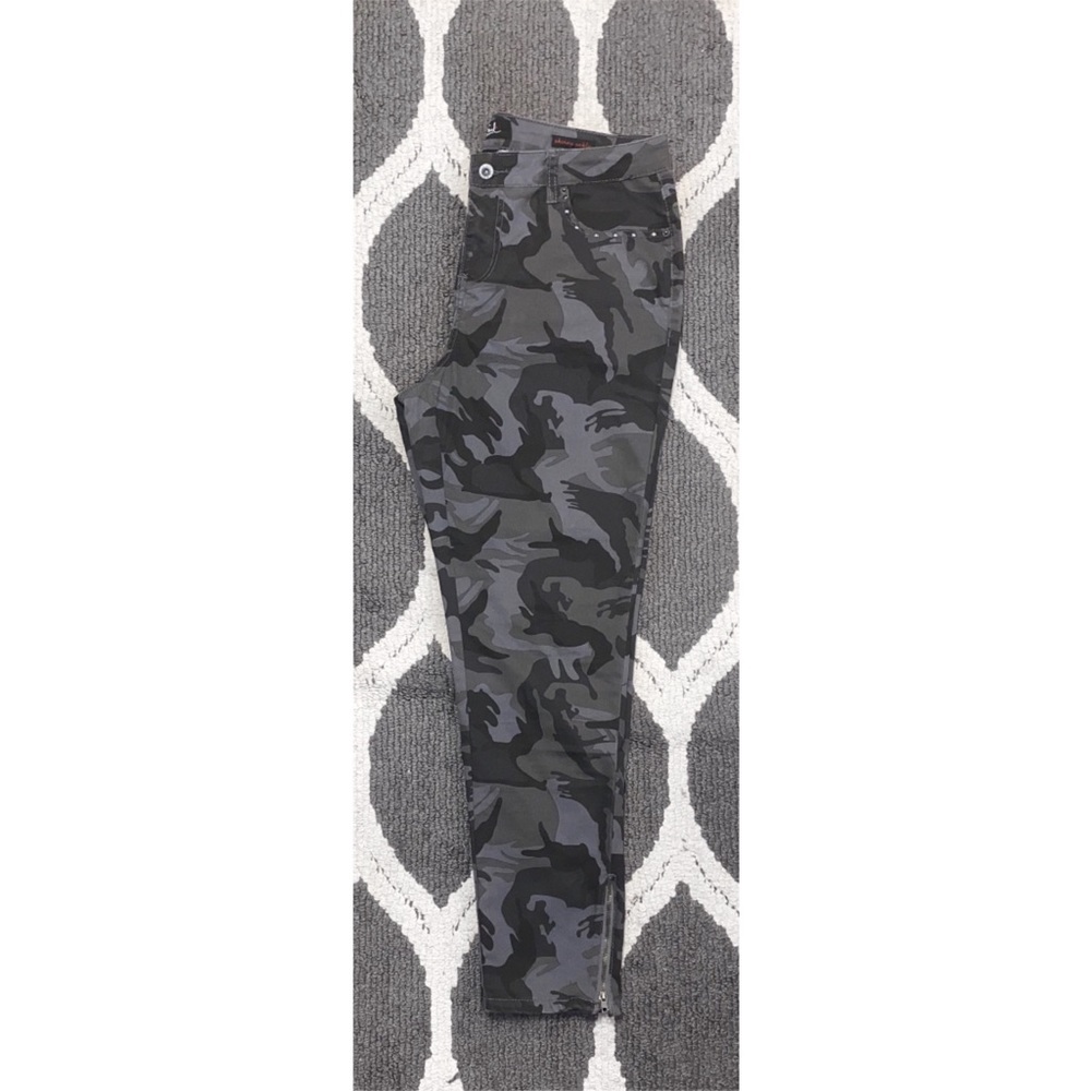 Earl Camouflage jeans